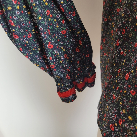 Vintage stranger things vibes floral blouse - Picture 8 of 12